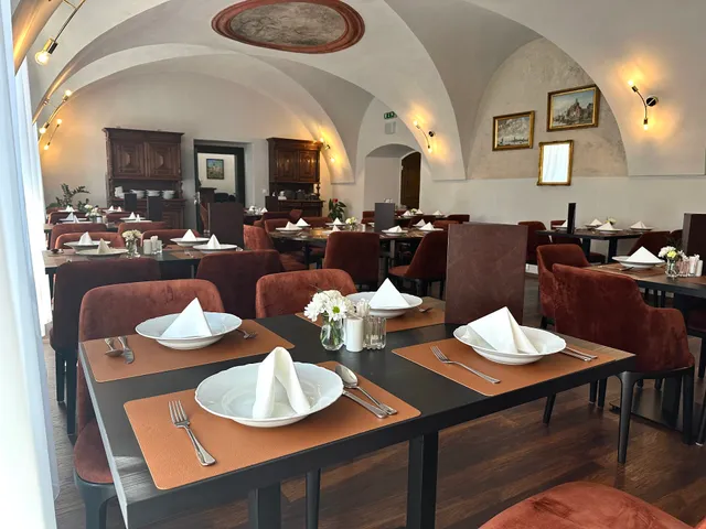 Assisi Restaurant