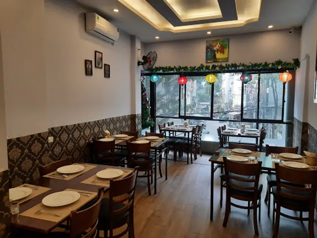 Grills & Gravy Indian Restaurant Hanoi