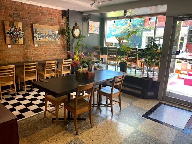 Pourquoi Pas espresso bar