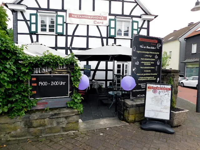 Metamorphose Café