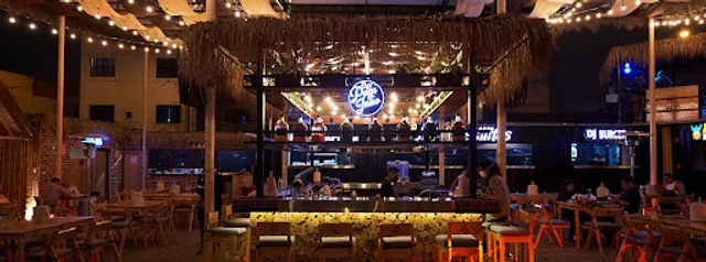 Plaza Mis Costillitas Pueblo Libre