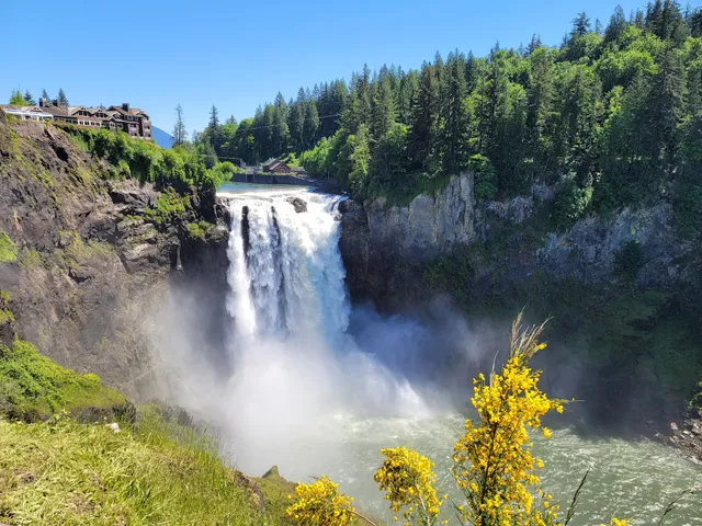 Snoqualmie Falls Lower Observation Deck