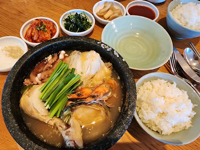 Restaurant 8 Grand Hyatt Incheon Branch