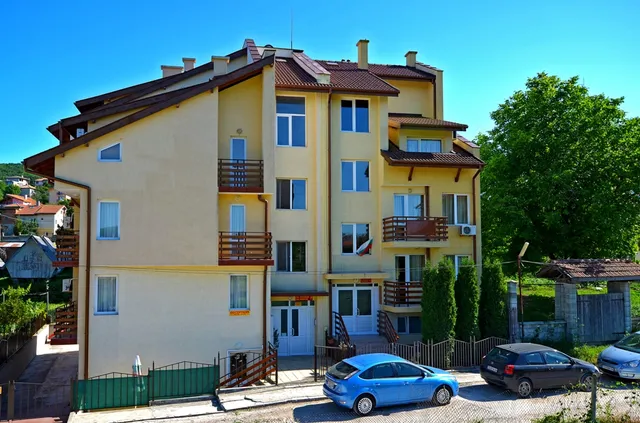 Хотелски апартаменти "Росица" - Кранево / "Rossitsa" Holiday Apartments - Kranevo