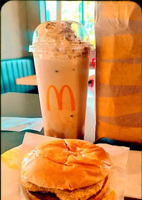 McDonald's Glenfield Road Wagga Wagga