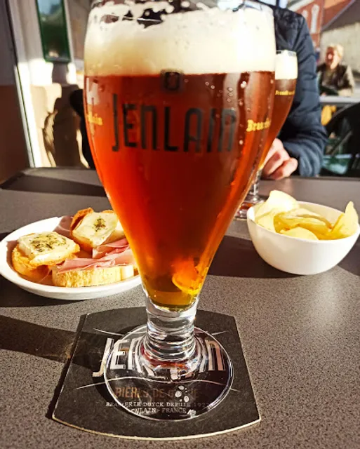 Cafe de l’Avenue Famars