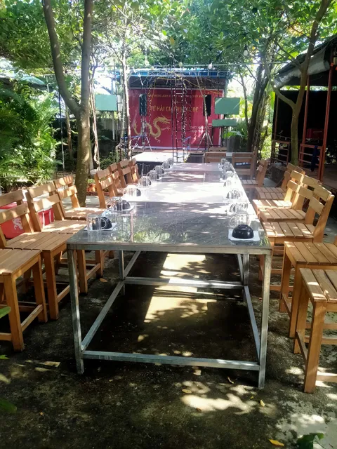 Quán nhậu Út Tường