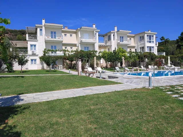 ΜΑΡ-ΒΙΛ Houses by the sea