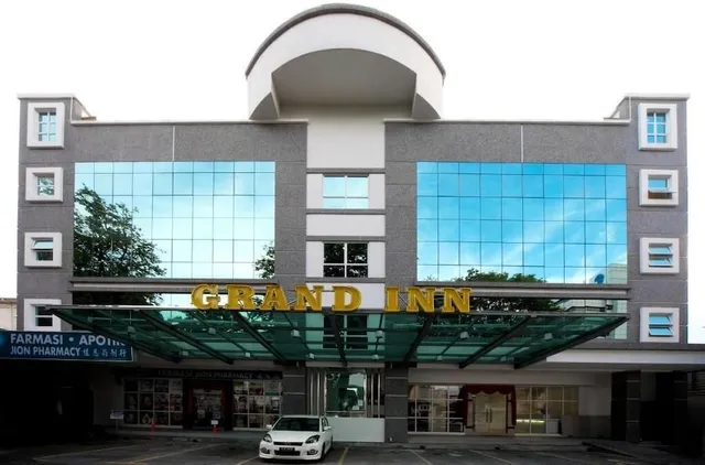 Grand Inn Macalister Road