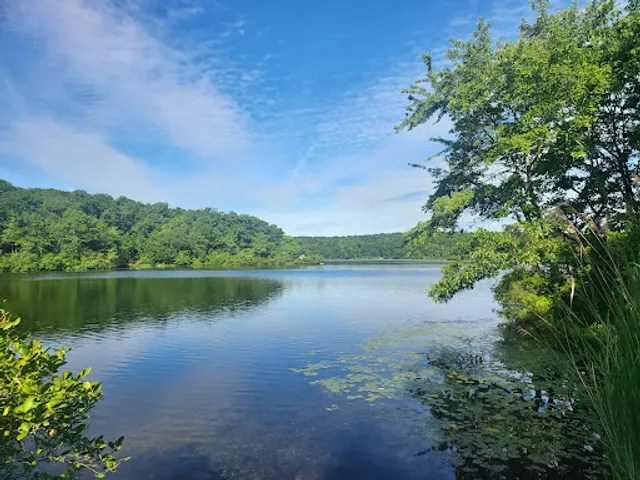 Ramapo Lake Trailhead