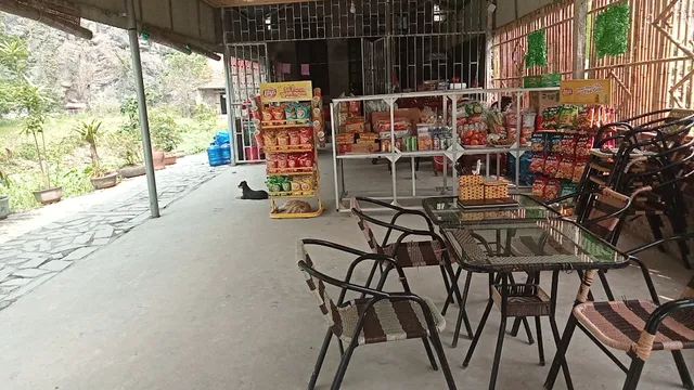 Cafe Bích Thuận Restaurant