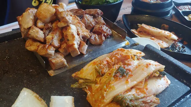 하남돼지집 용인보정점