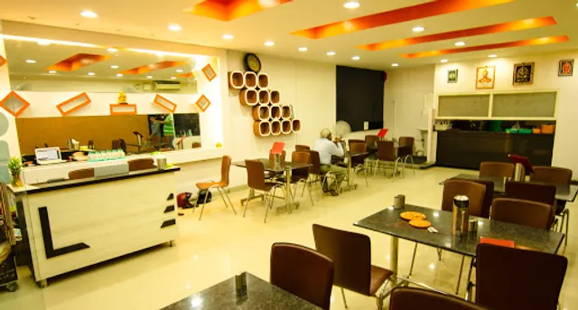 Pallavi Restaurant