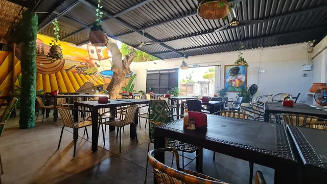 RESTAURANTE PALO E MANGO