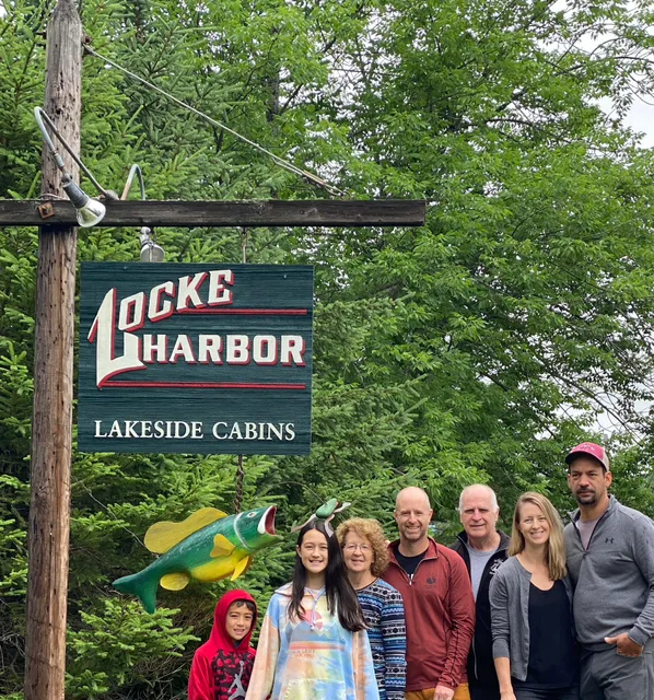 Locke Harbor Lakeside Cabins