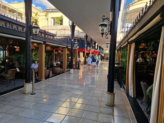 Oasis Shopping Center