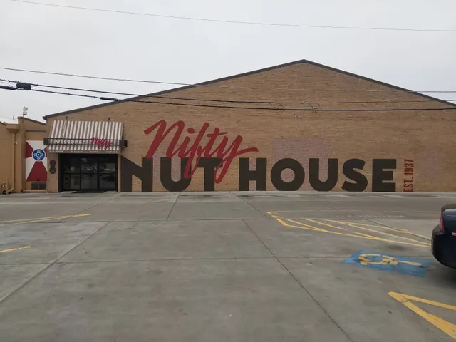 Nifty Nut House