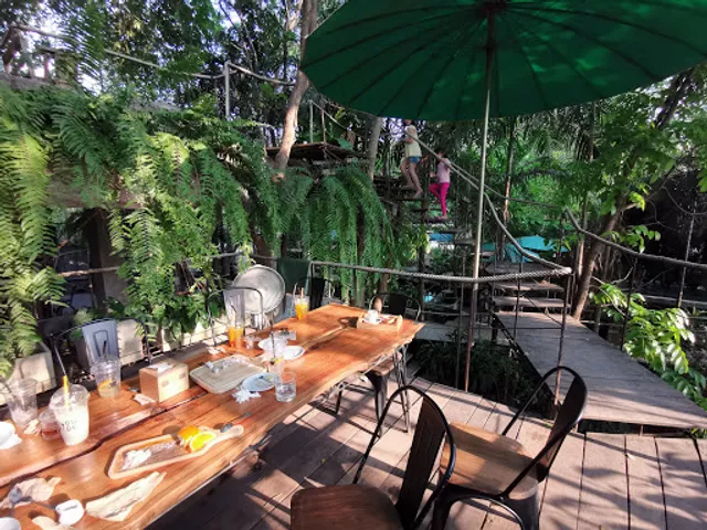 Slowride Coffee & Cafe