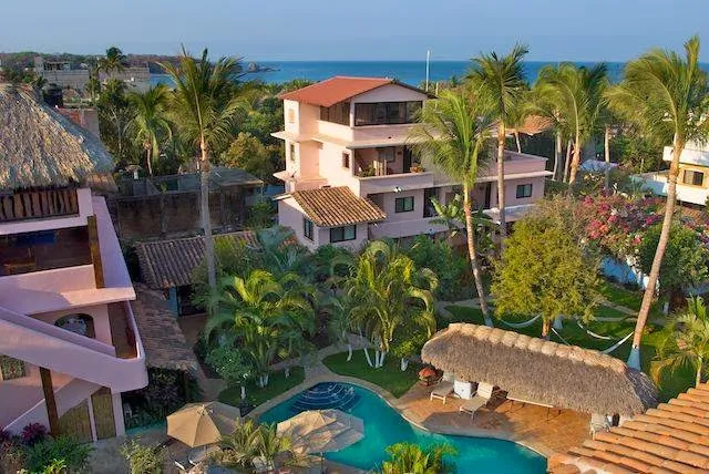 Casamar Suites Hotel