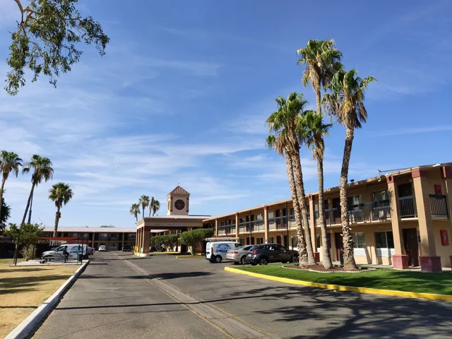 Howard Johnson by Wyndham Yuma