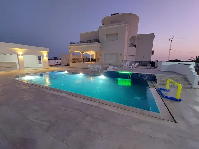 VILLA LES OLIVIERS *****