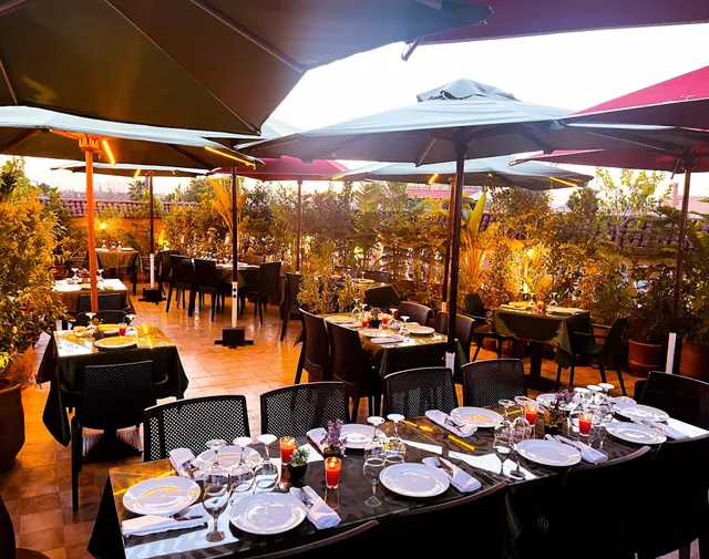 Taj Medina Rooftop Café Moroccan Restaurant & Mediterranean