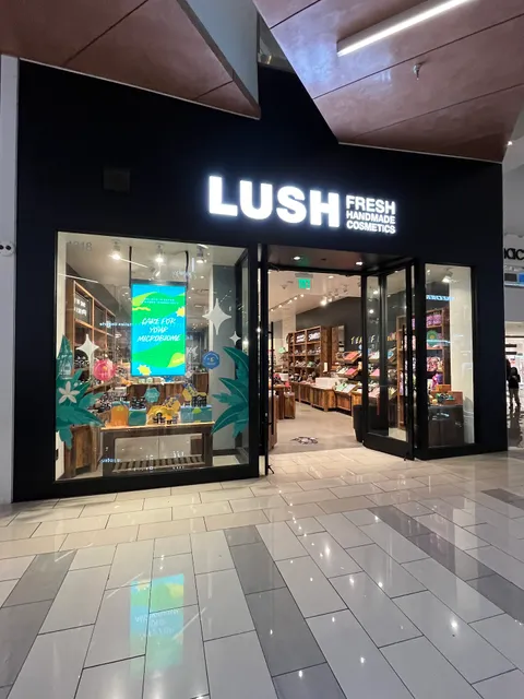 Lush Cosmetics Culver City
