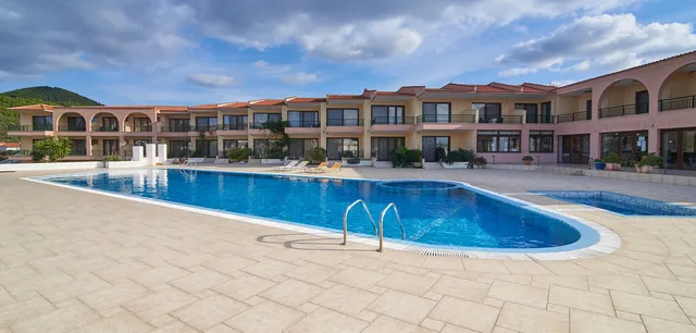 Toroni Blue Sea Hotel