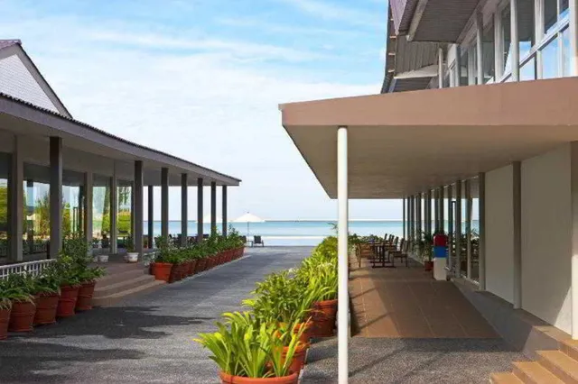 Century Langkasuka resort