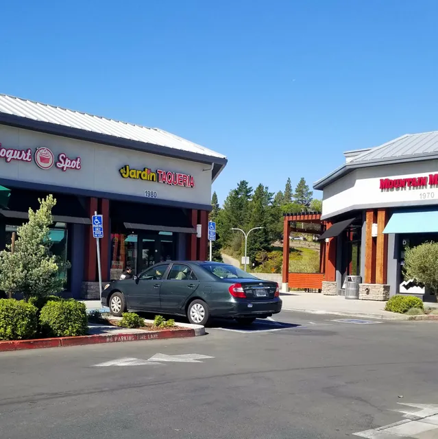 Rossmoor Shopping Center