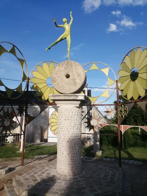 Le Jardin des Muses -Sculptures