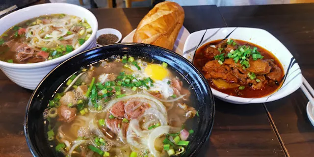 Long Phung - Vietnamese Cuisine