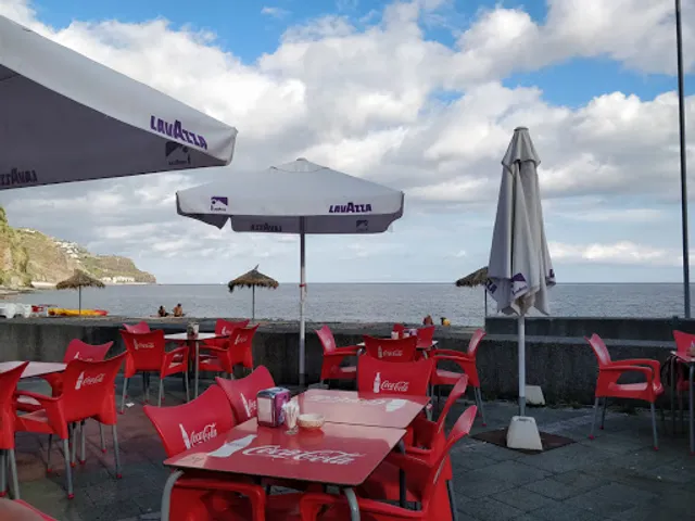 Cantinho do Lugar de Baixo