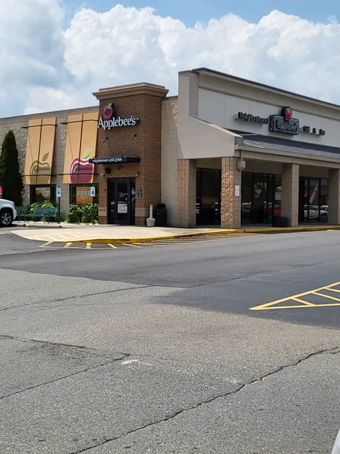 Applebee's Grill + Bar