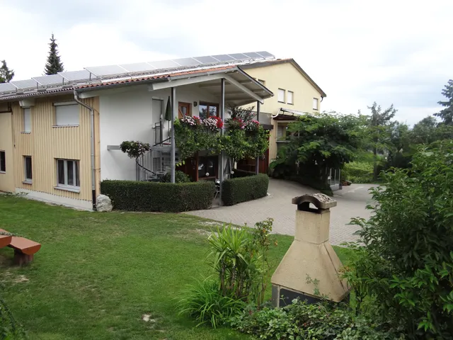 Ferienwohnungen Zum Rebberg - Elena Rock