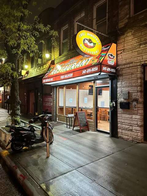 Tres Banderas Restaurant