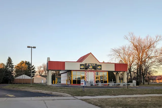 B's Egg Rolls drive-thru