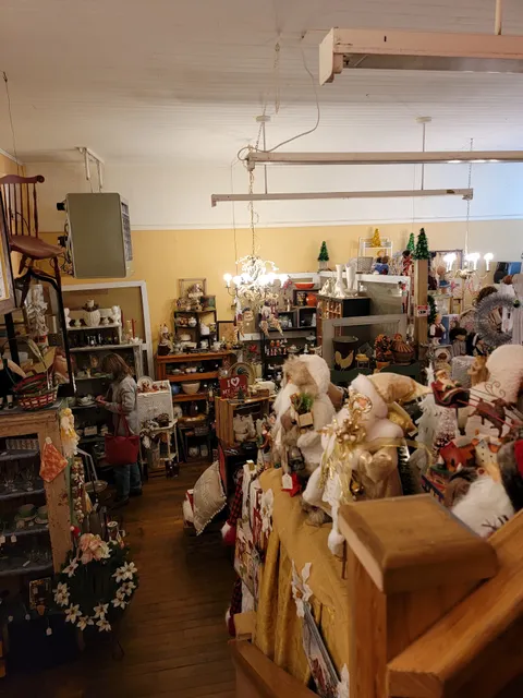 Angelica Country Store