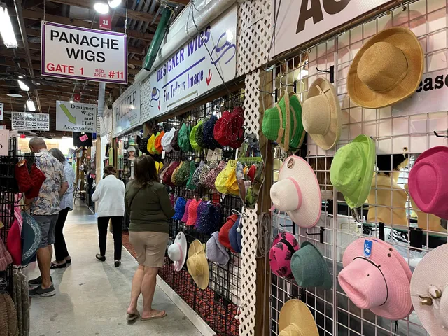 Flamingo Island Flea Market