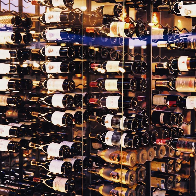 Taurus - Steakhouse & Lounge