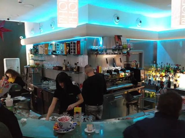 Phoenix S.A.S. Of Pelosi Jade