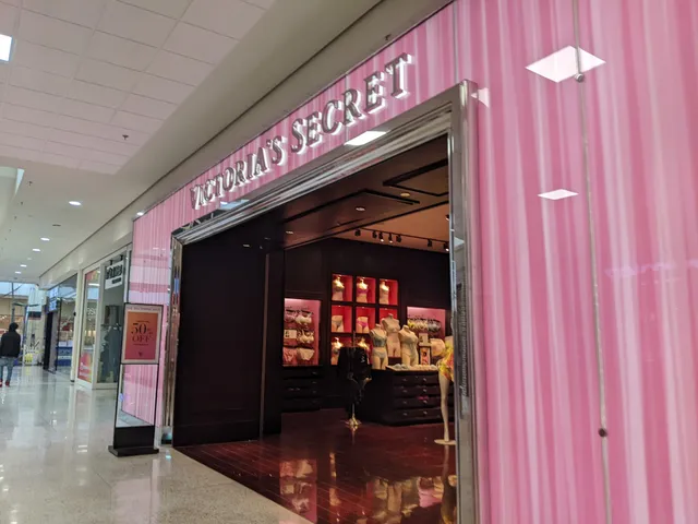 Victoria's Secret & PINK