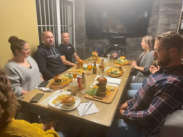 Le Bar à Burger • Restaurant & Food Truck