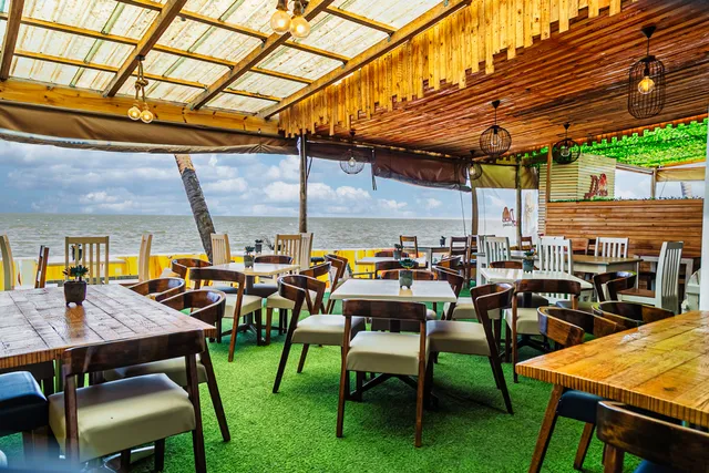 Food Lovers Grills Drinks