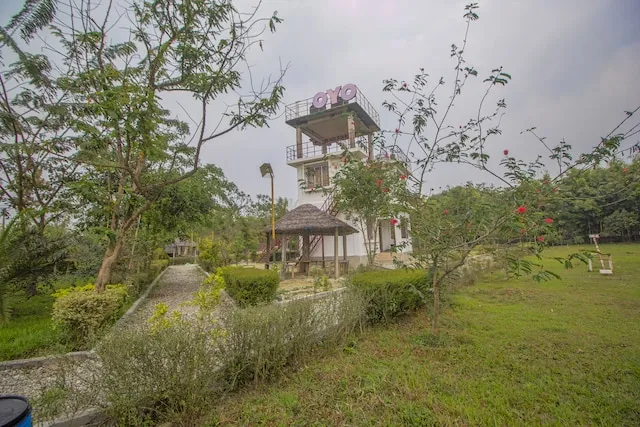 OYO 29112 Hribhur Shrabon