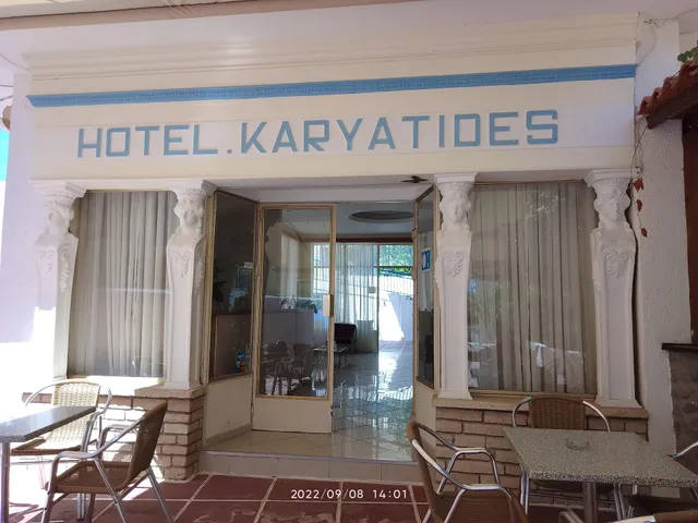 Hotel Karyatides