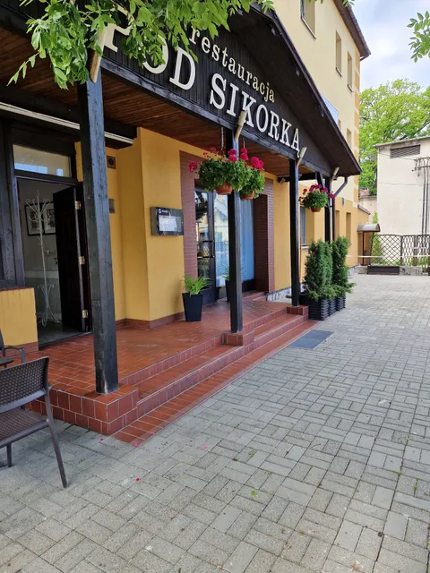 Restauracja (noclegi) „Pod Sikorką”