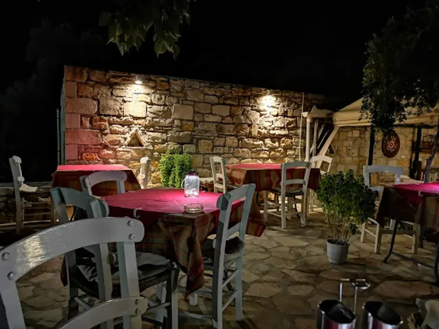 Taverna/Apartments Kipos