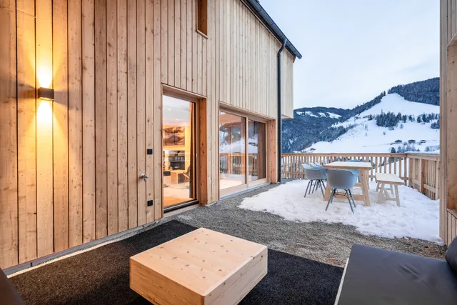 Pillows & Pines Lodge