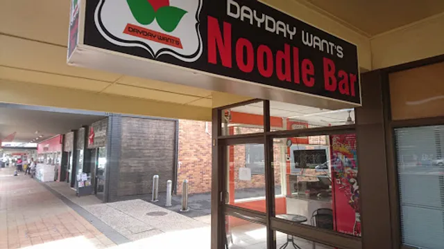 DayDay Wants Noodles Bar